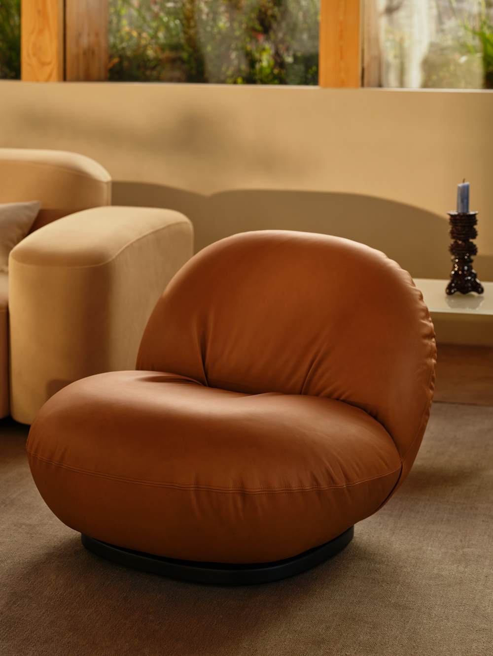 Pacha Chair in Saddle leather