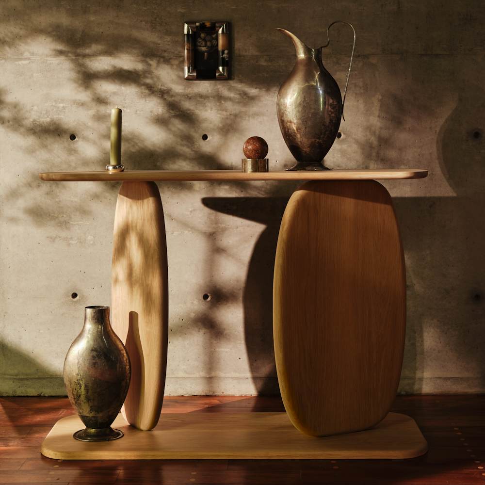 Noviembre Console in Oak