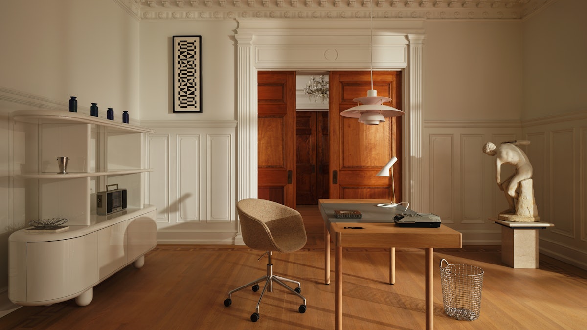 Leatherwrap Desk, AAC 53 and Explorer 184 Cabinet in a home office setting